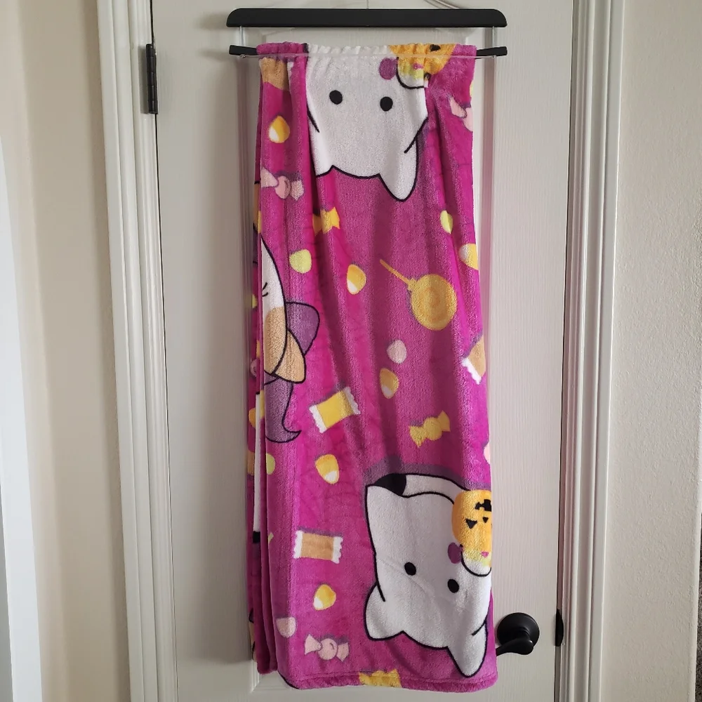 Squishmallows Cam The Cat Spooky Halloween 50x70 Soft Plush Throw Blanket NWT